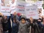 Kafkasyalı çocuklar Putin'i protesto etti