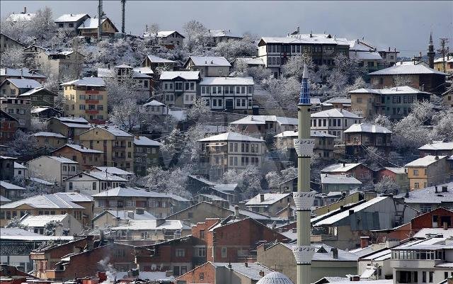 Yurttan kar manzaraları