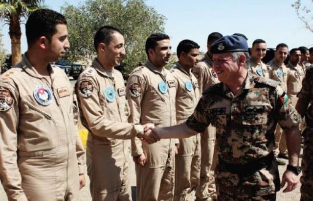 Türk havalimanlarını kullanıyoruz