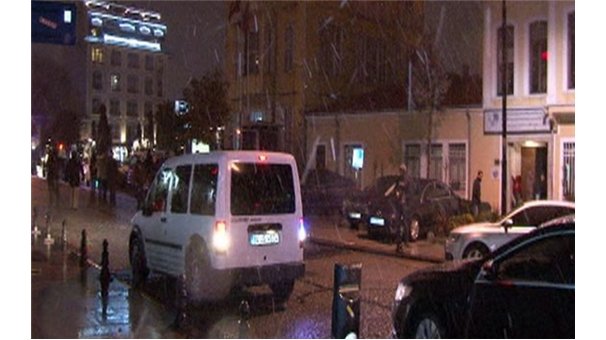 Sultanahmet'te canlı bomba saldırısı