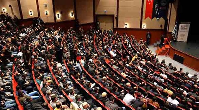 İstanbul'da Hilafet konferansı