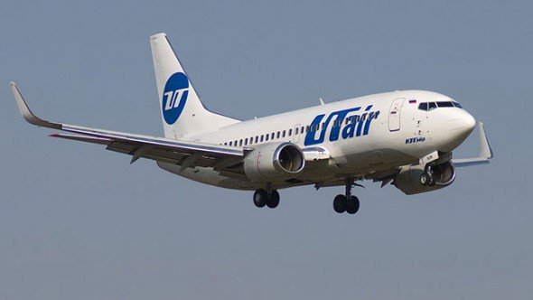 Rus yolcu uçağı havada arızalandı