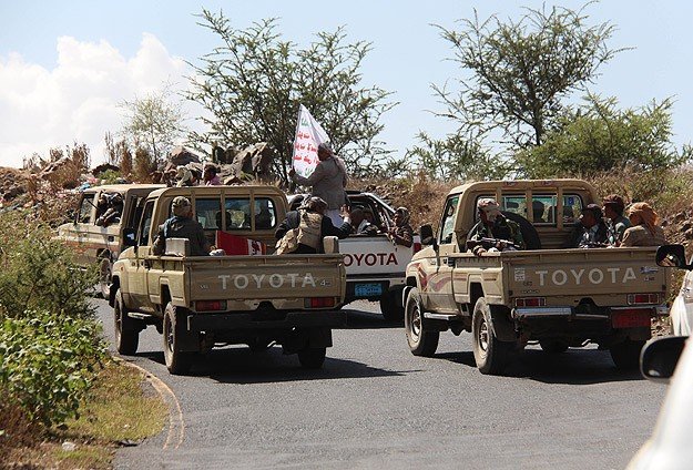 Husi militanlar Yemen Savunma Bakanını kaçırdı