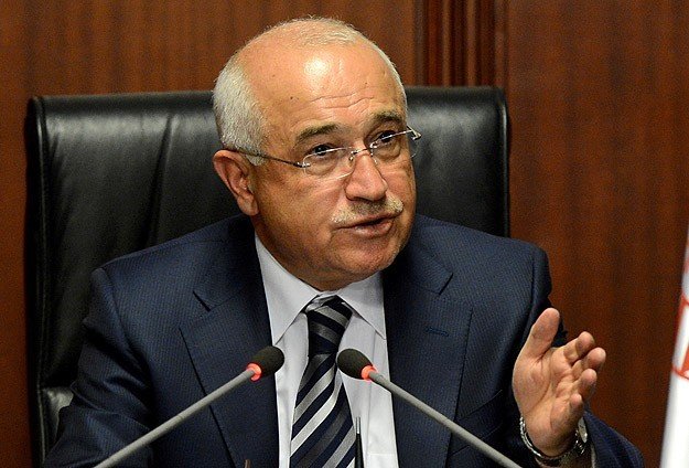 'IŞİD ile mücadelede politik belirsizlik var'