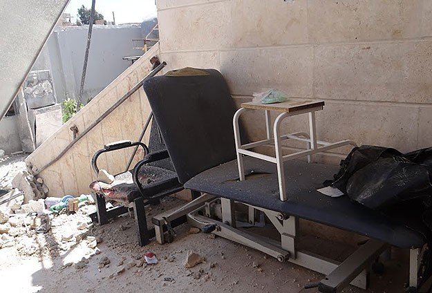 Esed güçlerinden hastaneye saldırı