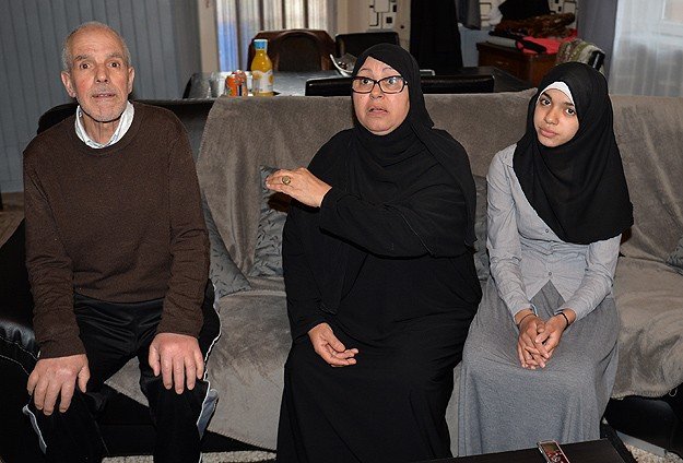 'Uzun etek takıntısı Müslümanlara yönelik'