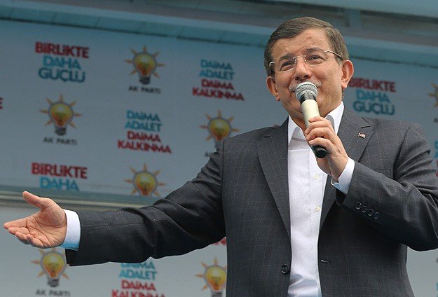 'Nezaket ziyaretine gelen neden garaj kapısından girer?'