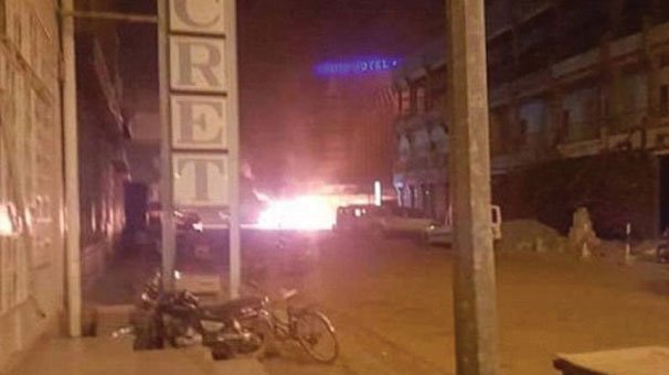 Burkina Faso'da otele bombalı saldırı: 20 ölü