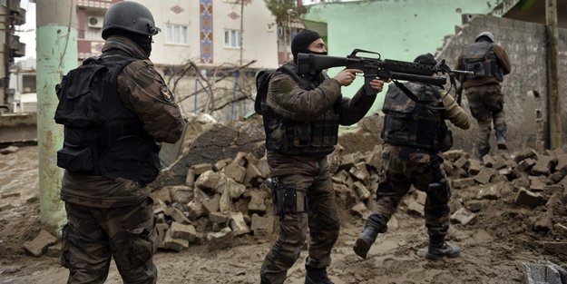 MAZLUMDER şubelerinde isyan büyüyor