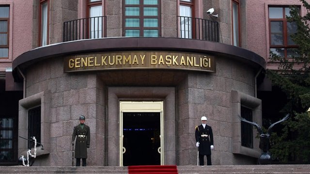 'Demokrasiye bağlıyız'