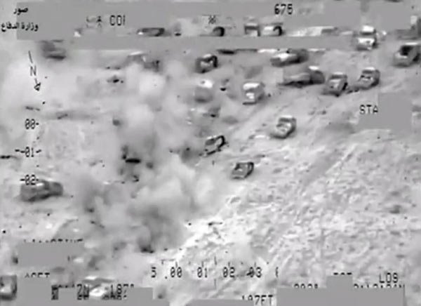 IŞİD konvoyu vuruldu: 250 ölü