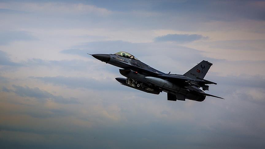 Irak'ın kuzeyinde PKK'nın kampları vuruldu
