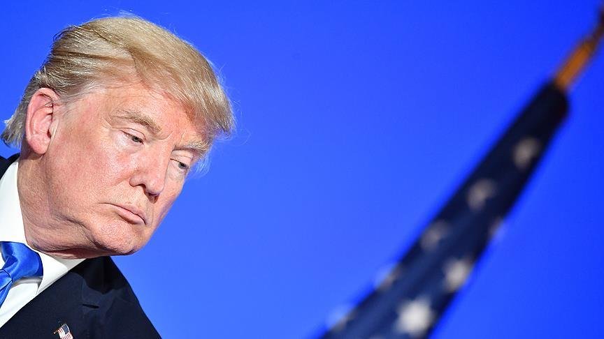 Trump'ın Twitter hesabı 'yanlışlıkla kapatıldı'