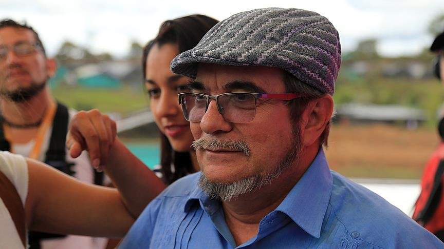 Silah bırakan FARC'ta iç çekişme
