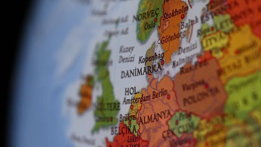 Danimarka BAE’ye silah satışını dondurdu