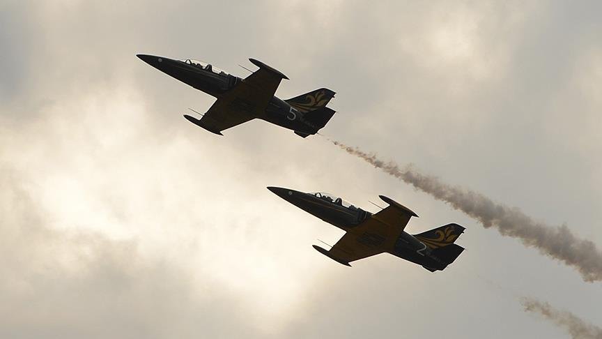 Rusya'da iki savaş uçağı düştü