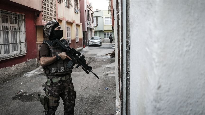 İstanbul'da PKK operasyonu: 8 gözaltı