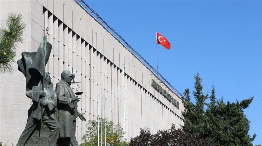 Ankara'da 2 hakime FETÖ gözaltısı