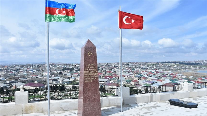 Azerbaycan'da Osmanlı şehitleri için anıt