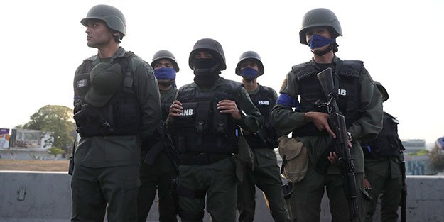 Darbe girişimine ilk uluslararası tepki