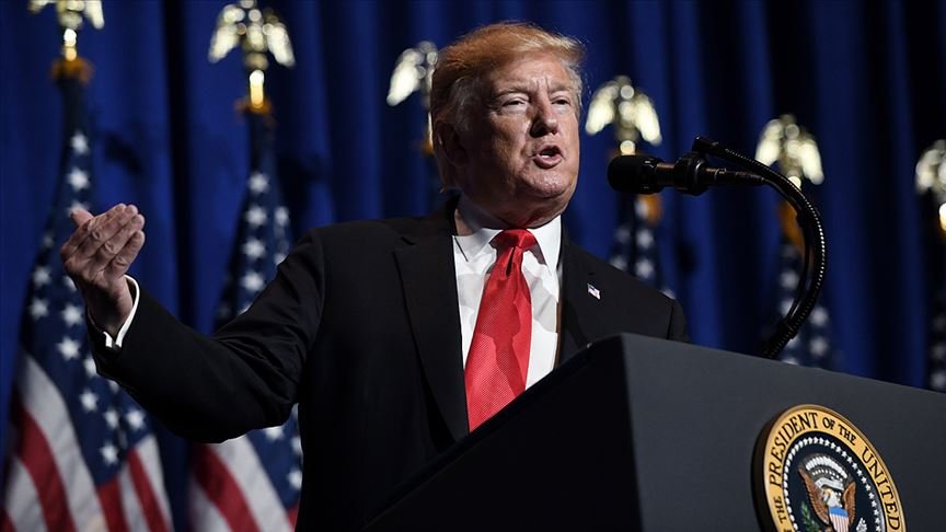 Trump İran'ı yine tehdit etti