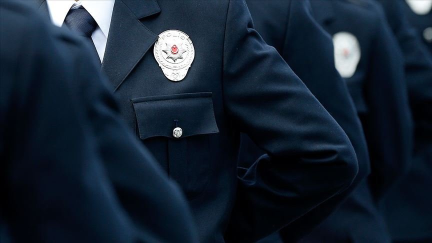 Renk körlüğü polisliğe engel