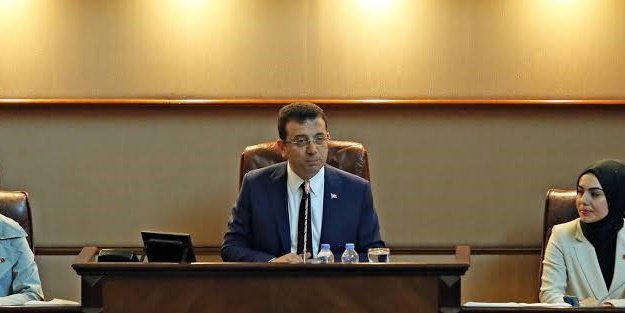 'Sınırsız' yetki talebi İBB Meclisi'ne takıldı
