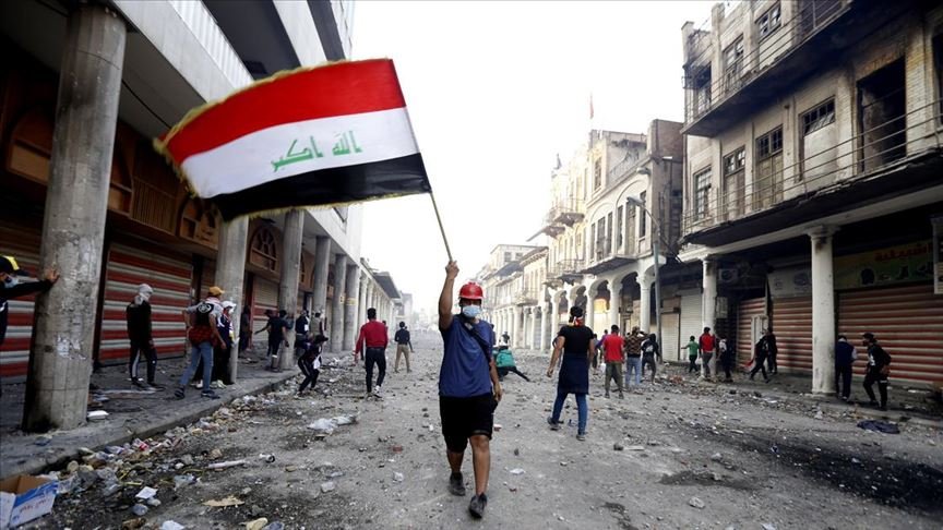 İran Mehran Sınır Kapısı'nı yeniden kapattı