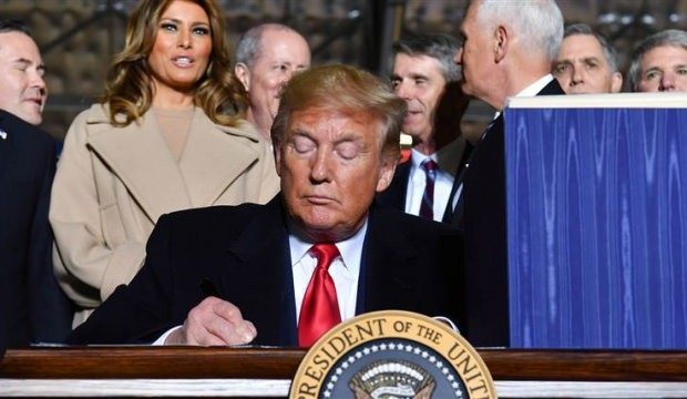 Esed'e karşı Caesar yürürlükte