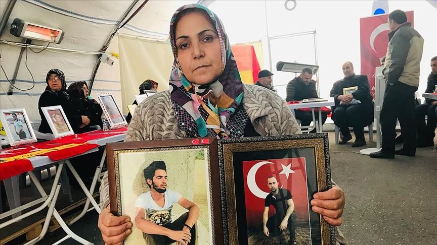 Bir çocuğumu da şehit ettiler