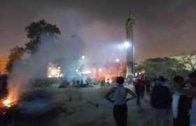 Mısır polisi ezher'e saldırdı