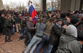 Kırım'da Rus Bayrakları